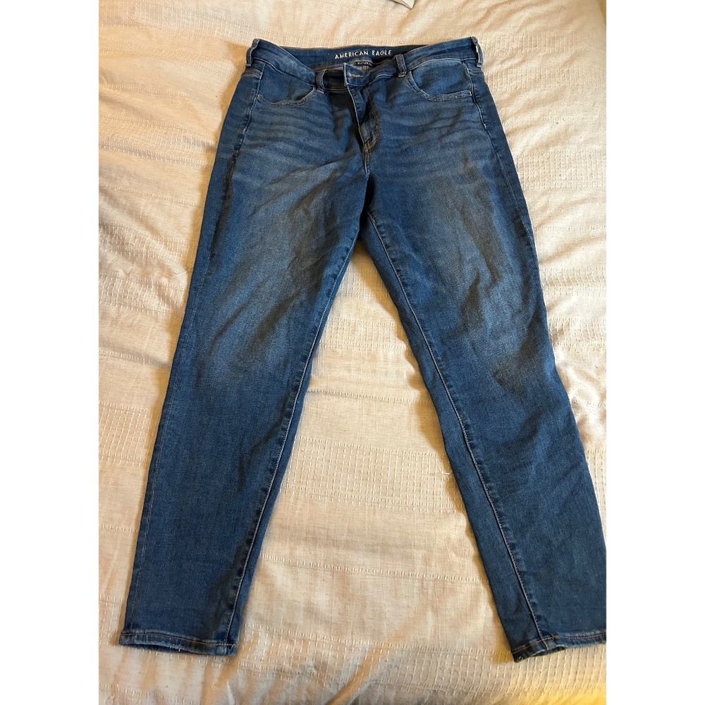 American Eagle High Rise Jegging